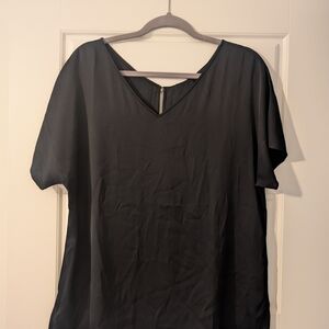 Quince Black Short Sleeve Top